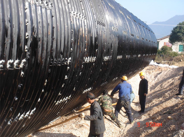 金属波纹涵管采用天然砂砾